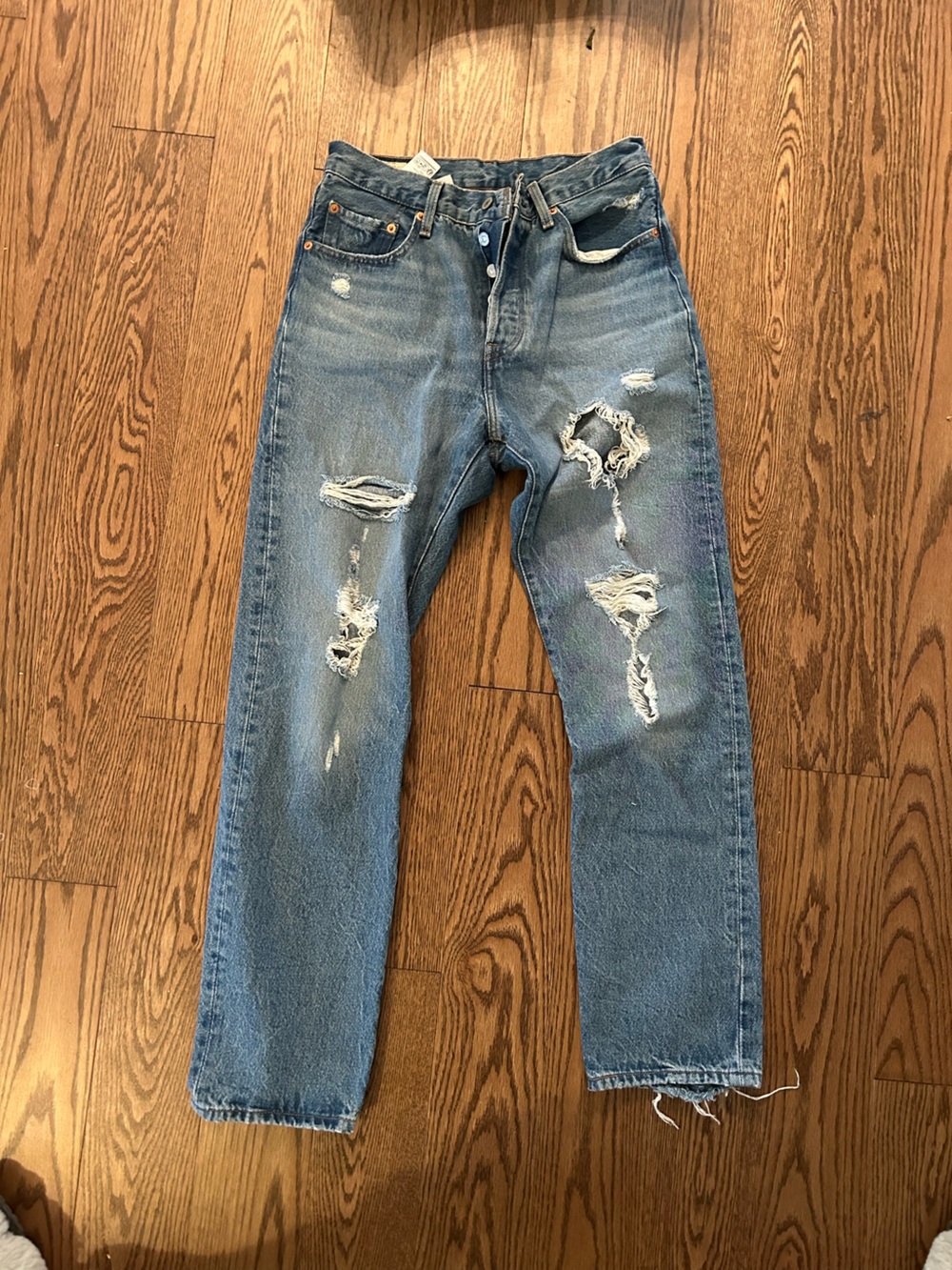 Levi jeans size 27